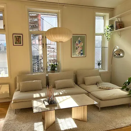 Cozy With Sunny Balcony